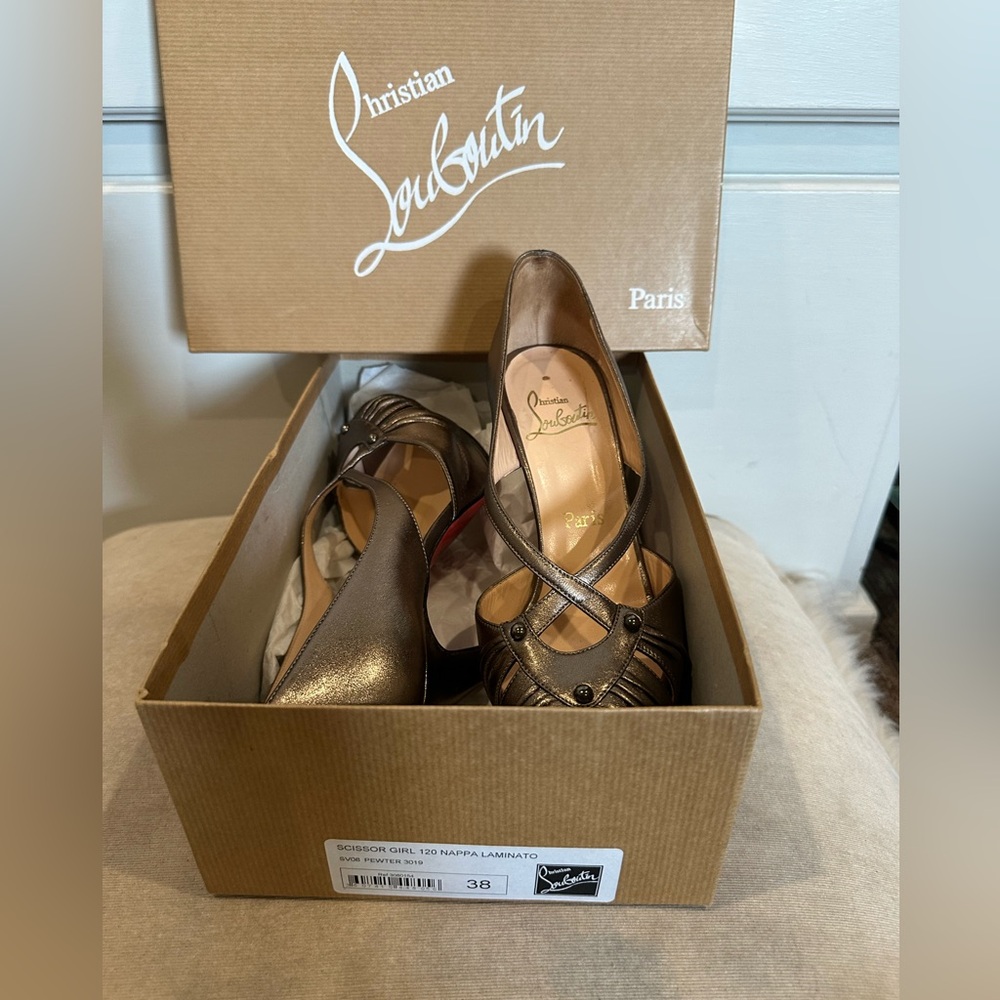 Christian Louboutin heels with box